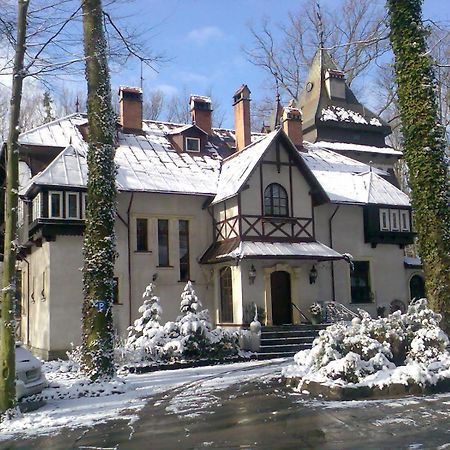 Hotel Daria Dworek Mysliwski Лодзь Екстер'єр фото